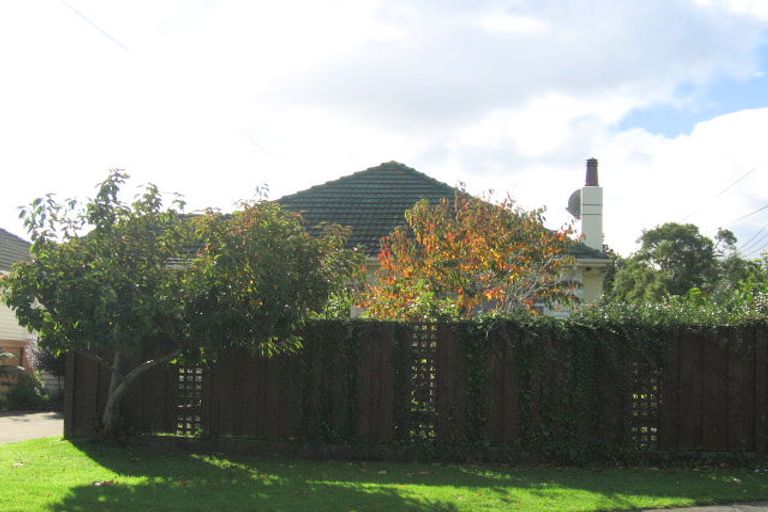 Photo of property in 16 Stellin Street, Boulcott, Lower Hutt, 5011