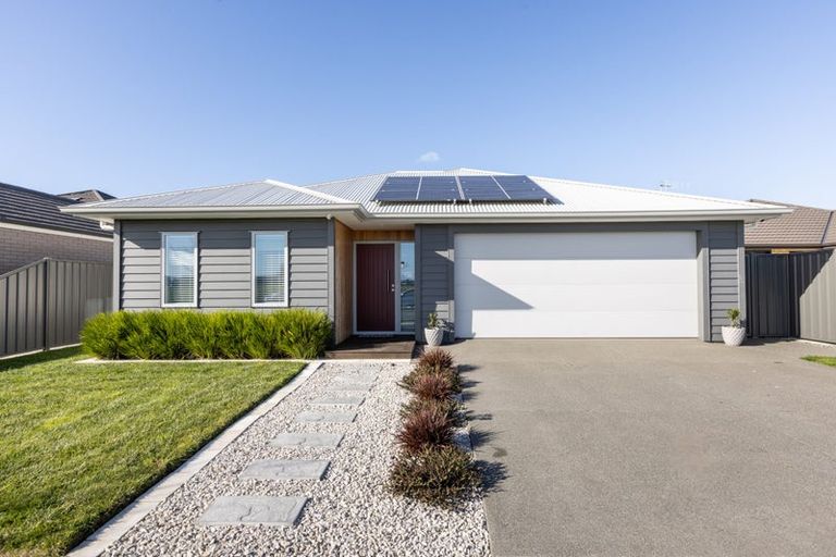 Photo of property in 66 Eriksen Road, Te Awa, Napier, 4110