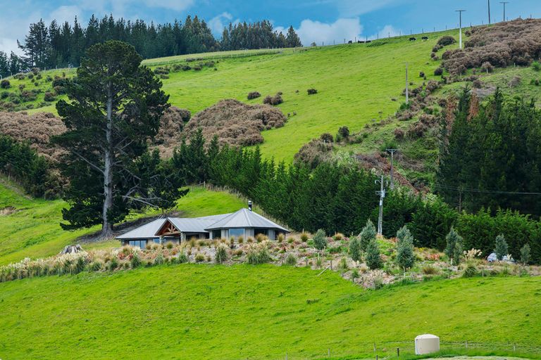 Photo of property in 42 Woodside Road, Woodside, Outram, 9073