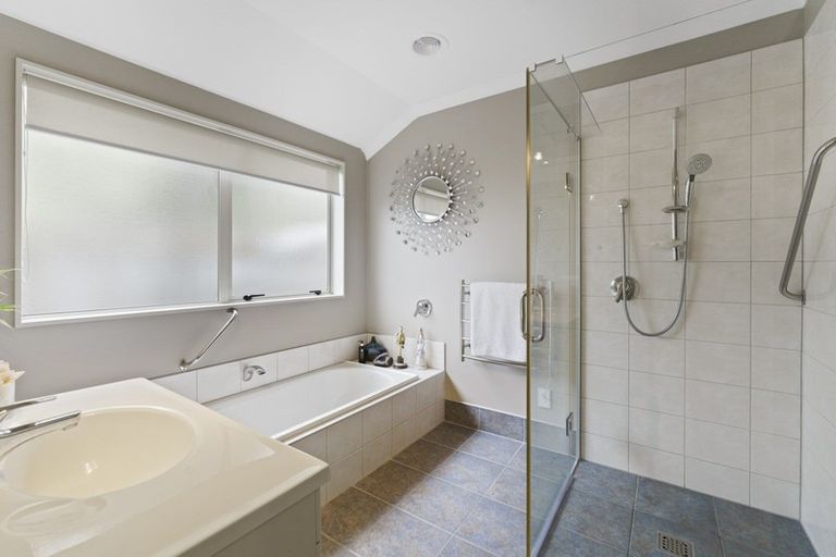 Photo of property in 24 Waerenga Road, Otaki, 5512