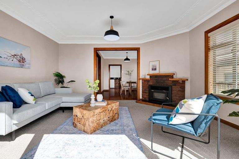 Photo of property in 86 Mangorei Road, Strandon, New Plymouth, 4312