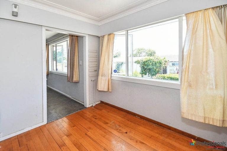 Photo of property in 28 Fairview Road, Papatoetoe, Auckland, 2025