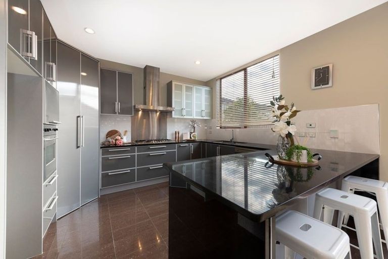 Photo of property in 13 Heidi Crescent, Flat Bush, Auckland, 2016