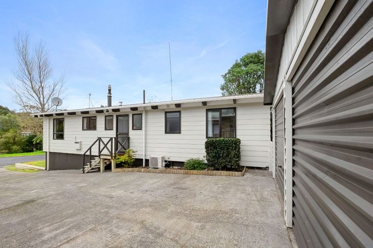 Photo of property in 105 Poplar Grove, Whalers Gate, New Plymouth, 4310
