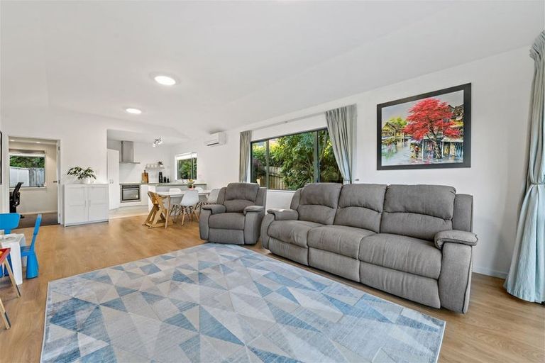 Photo of property in 319a Rangatira Road, Beach Haven, Auckland, 0626