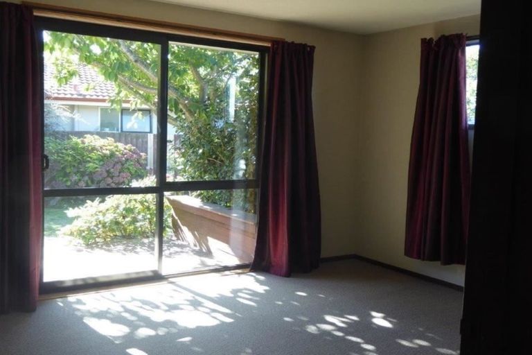 Photo of property in 9 Mulberry Place, Redwood, Christchurch, 8051