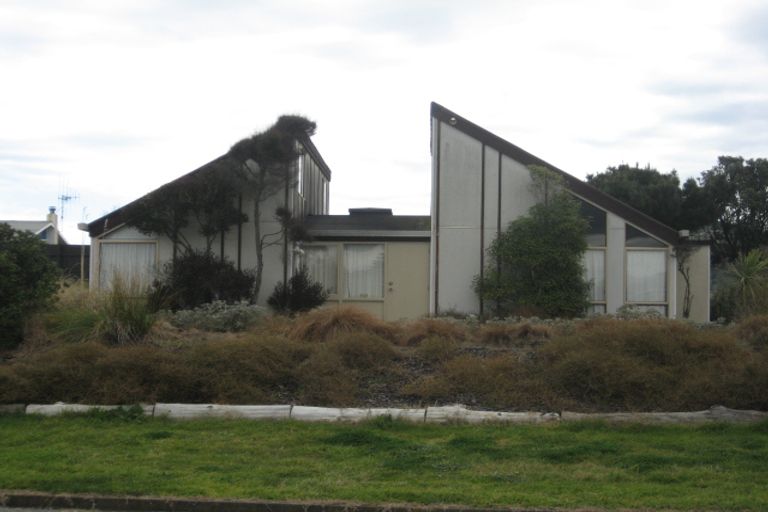 Photo of property in 43 Park Avenue, Waitarere Beach, Levin, 5510