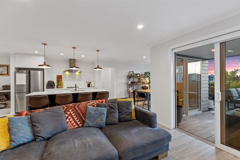 Photo of property in 17 Parkside Mews, Papamoa, 3118