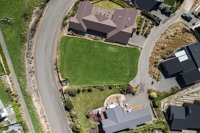 Photo of property in 4 Bluewater View, Mount Pleasant, Christchurch, 8081