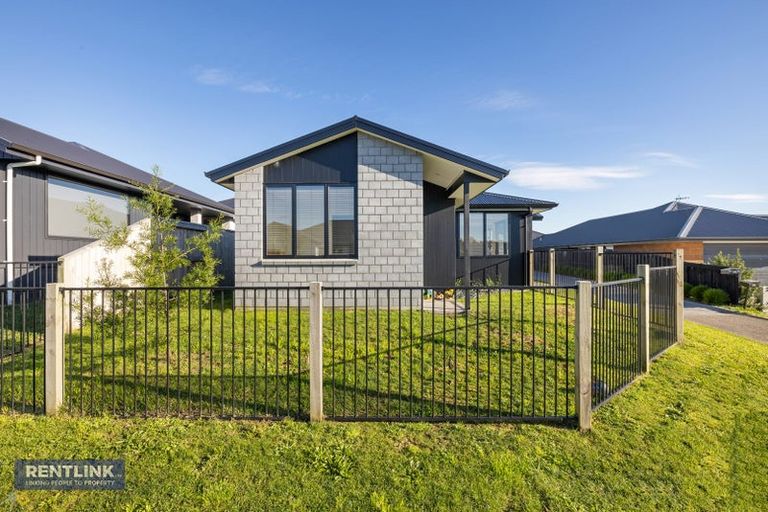 Photo of property in 25a Kiritiana Close, Pyes Pa, Tauranga, 3112