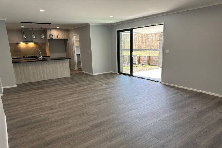 Photo of property in 12 Harris Place, Pokeno, 2402