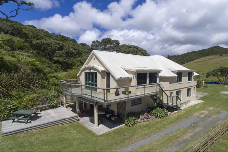 Photo of property in 1305c Matapouri Road, Matapouri, Whangarei, 0173
