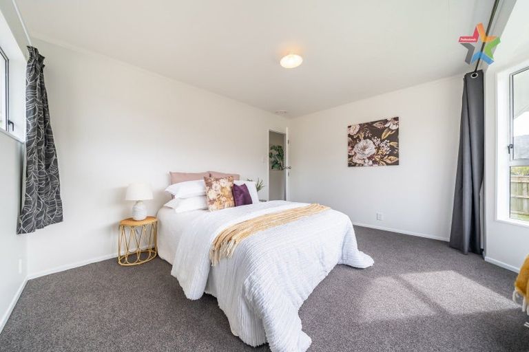 Photo of property in 335 Wellington Road, Wainuiomata, Lower Hutt, 5014