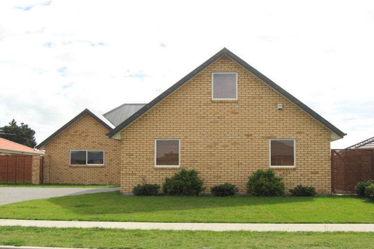 Photo of property in 6 Chester Street, Kaiapoi, 7630