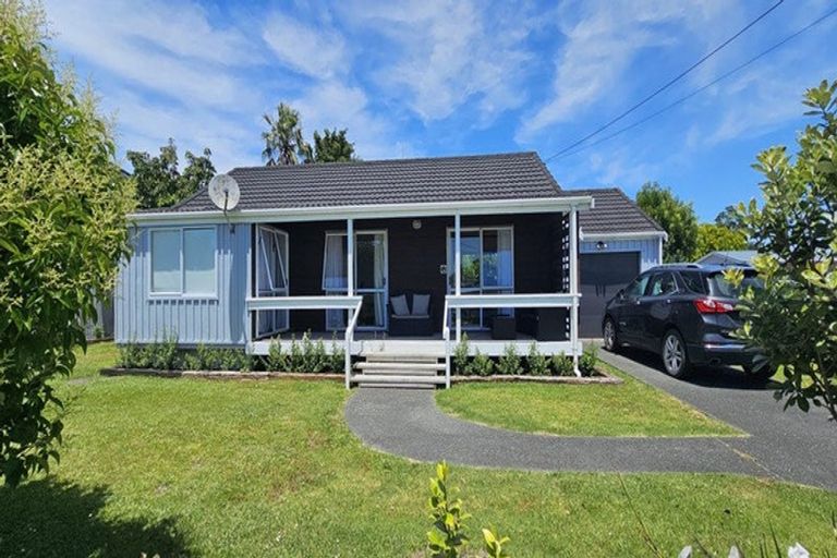 Photo of property in 12 Cove Road, Waipu, 0510