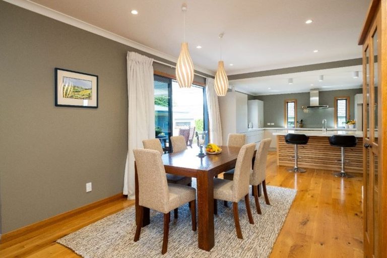 Photo of property in 8 Fulford Road, Havelock North, 4130