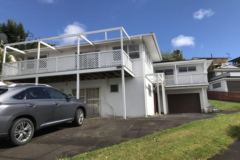 Photo of property in 37 Sequoia Place, Sunnynook, Auckland, 0620