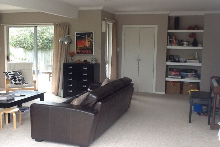 Photo of property in 15 Pulham Crescent, Queenwood, Hamilton, 3210