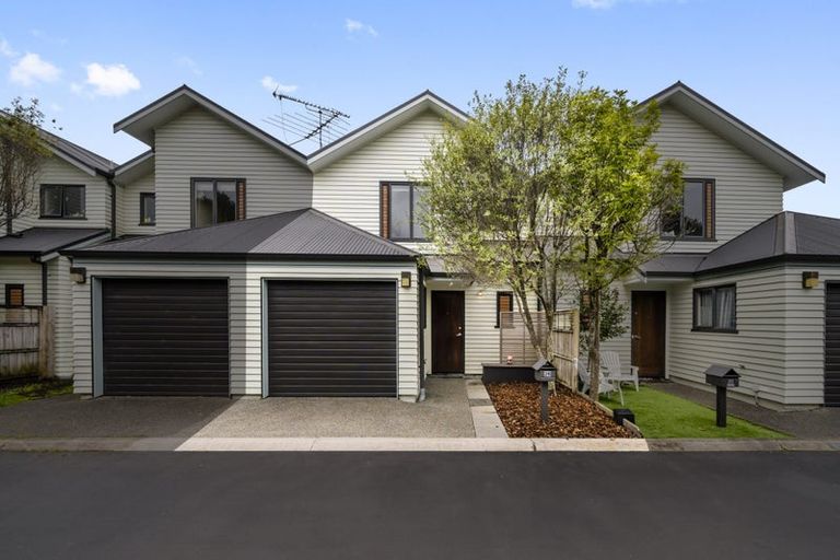 Photo of property in 26/11 The Avenue, Albany, Auckland, 0632