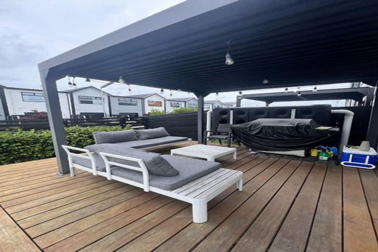 Photo of property in 22 Maramara Road, Whenuapai, Auckland, 0618