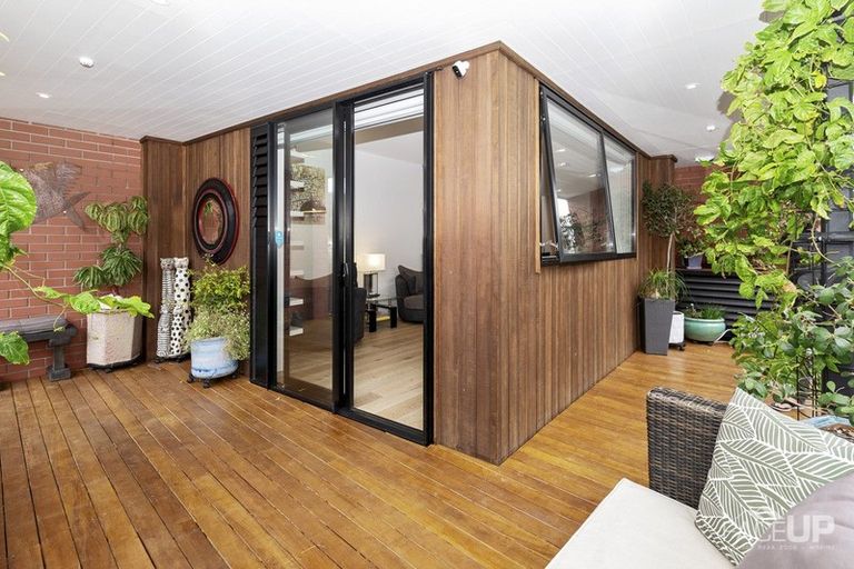 Photo of property in 2/85 Bomb Point Drive, Hobsonville, Auckland, 0616