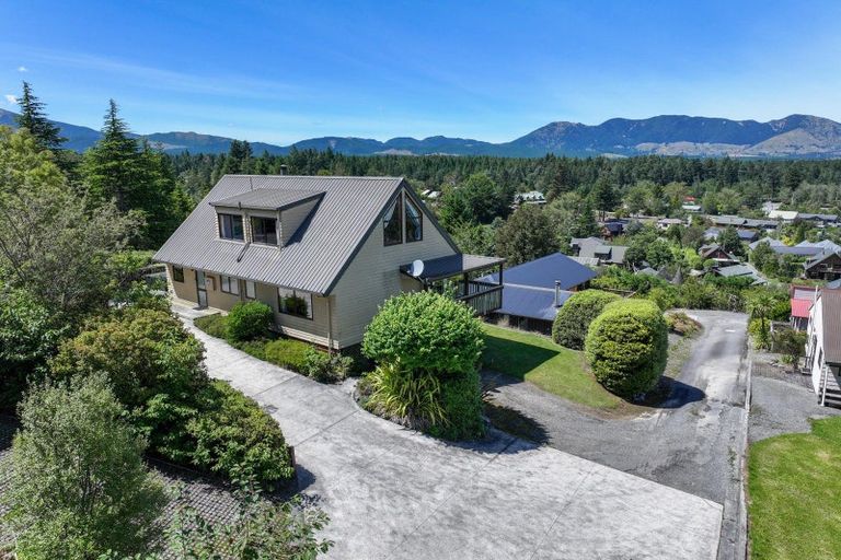 Photo of property in 22 Chalet Crescent, Hanmer Springs, 7334