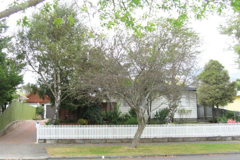 Photo of property in 104 California Drive, Totara Park, Upper Hutt, 5018