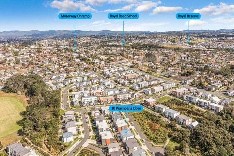 Photo of property in 10 Waimoana Close, Massey, Auckland, 0614