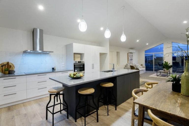 Photo of property in 30 Blacklock Road, Pyes Pa, Tauranga, 3112