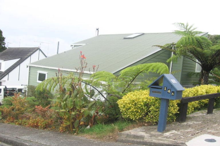 Photo of property in 13 Jacaranda Grove, Maungaraki, Lower Hutt, 5010