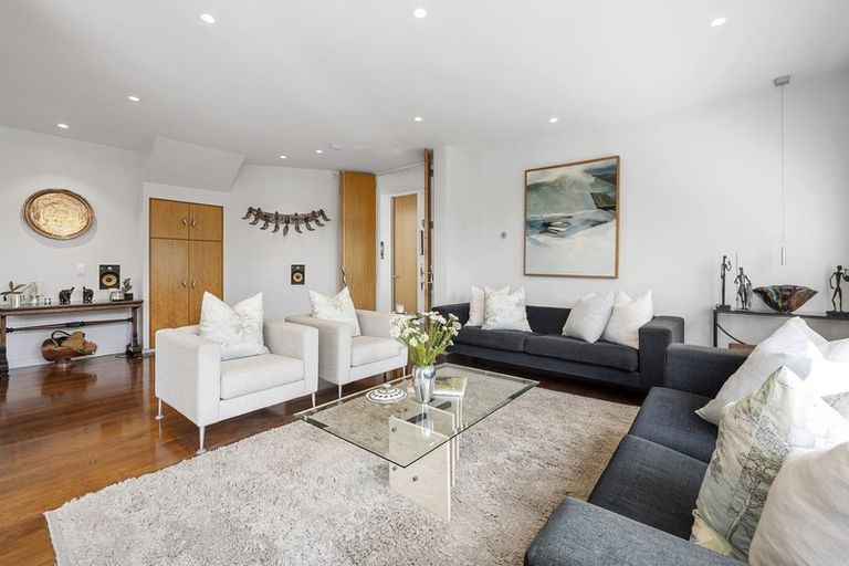 Photo of property in 7 Park Avenue, Takapuna, Auckland, 0622