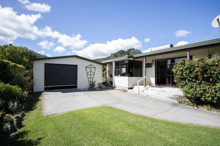 Photo of property in 8 Seaview Avenue, Te Puru, Thames, 3575