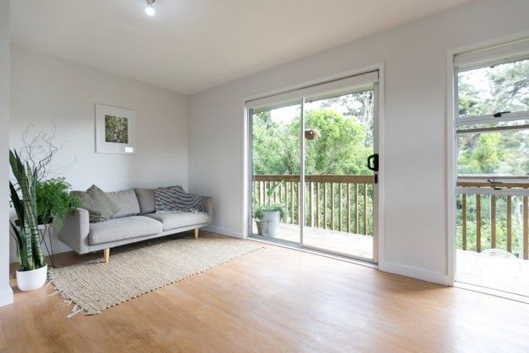Photo of property in 1/26 Bryers Place, Bayview, Auckland, 0629