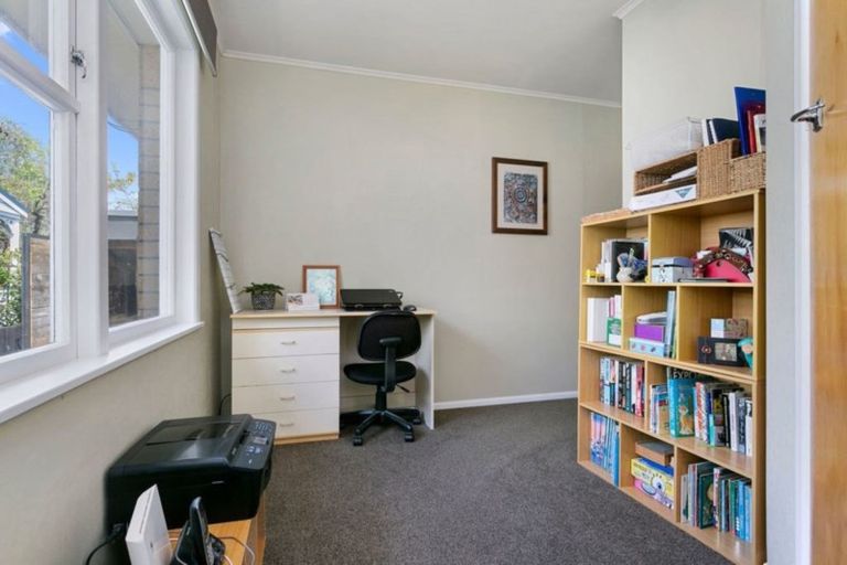 Photo of property in 144 Victoria Street, Cambridge, 3434