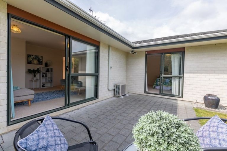 Photo of property in 52a Parata Street, Waikanae, 5036