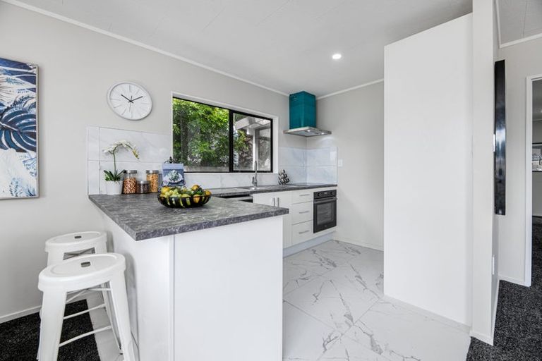 Photo of property in 11a Oregon Avenue, Avondale, Auckland, 1026