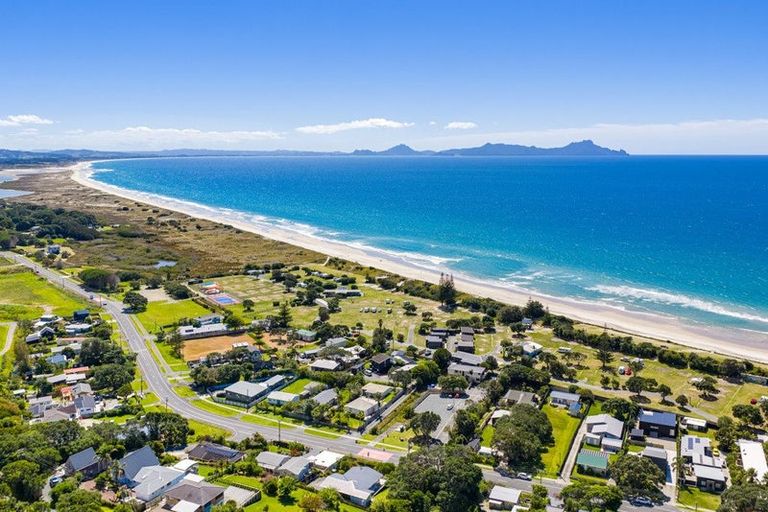 Photo of property in 873 Cove Road, Waipu, 0582