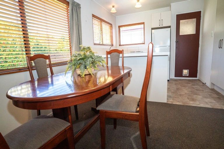 Photo of property in 3/2 Bill Ashcroft Grove, Havelock North, 4130