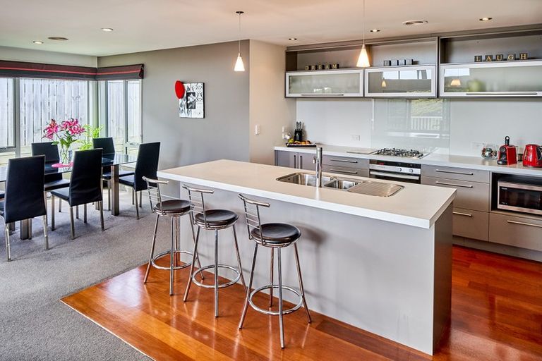 Photo of property in 108 Navigation Drive, Whitby, Porirua, 5024