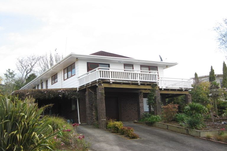 Photo of property in 3 Cabot Place, Frankleigh Park, New Plymouth, 4310