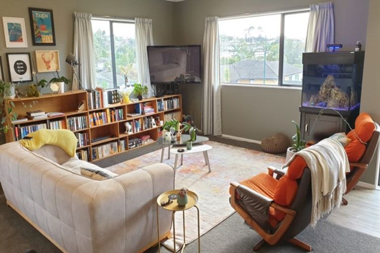 Photo of property in 10 Cartmel Avenue, Massey, Auckland, 0614