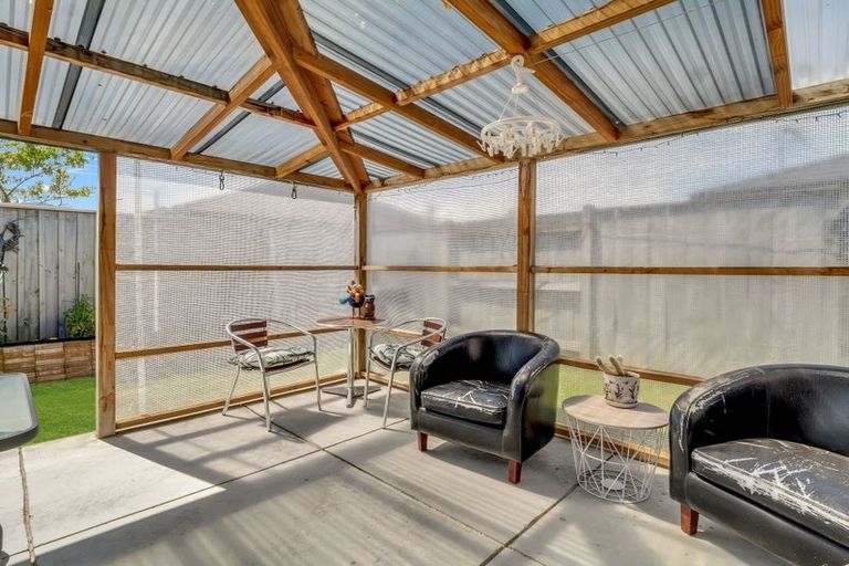 Photo of property in 27 Balrickard Way, Milson, Palmerston North, 4414