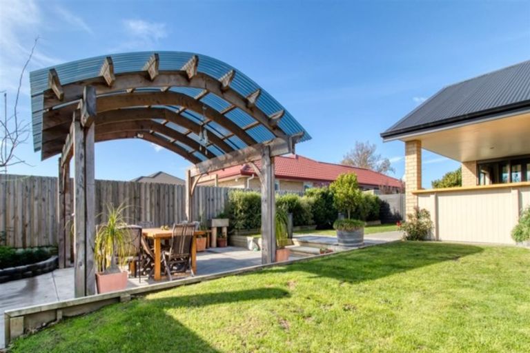 Photo of property in 13 Waitaha Place, Clive, 4102