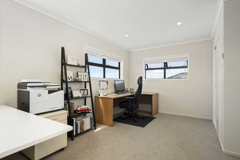 Photo of property in 1 Bill Miller Drive, Papamoa, 3118