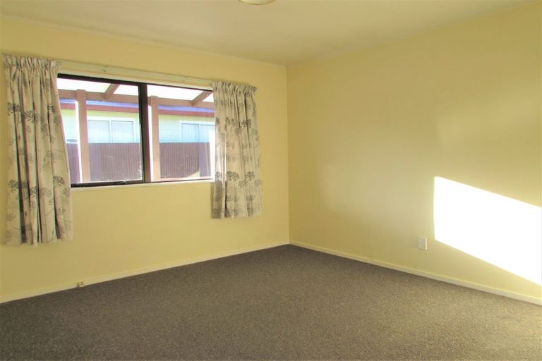 Photo of property in 95a Wilkie Crescent, Naenae, Lower Hutt, 5011