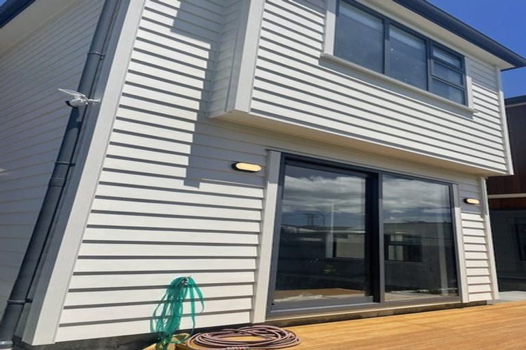 Photo of property in 128d Randwick Road, Moera, Lower Hutt, 5010