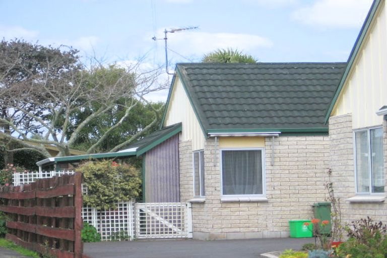 Photo of property in 2/11 Aintree Place, Mount Maunganui, 3116