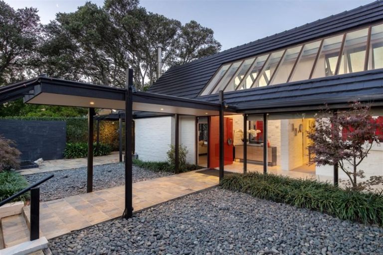 Photo of property in 25 Clifton Road, Hauraki, Auckland, 0622