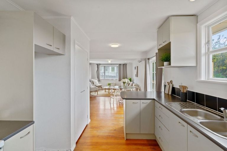 Photo of property in 22 Paenui Street, Titahi Bay, Porirua, 5022