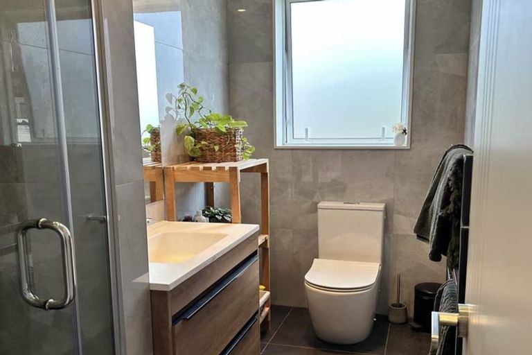 Photo of property in 11 Raymond Grace Avenue, Huapai, Kumeu, 0810